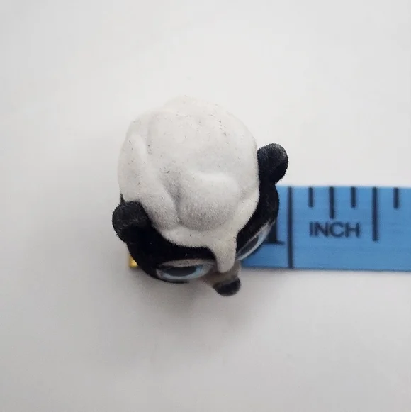 Disney Doorables Series 5 Special Edition "Flower" From Bambi Figurine - Picture 7 of 9